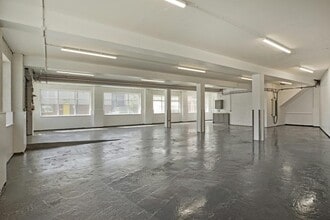 Burley Hill Trading Est, Leeds for lease Interior Photo- Image 2 of 5