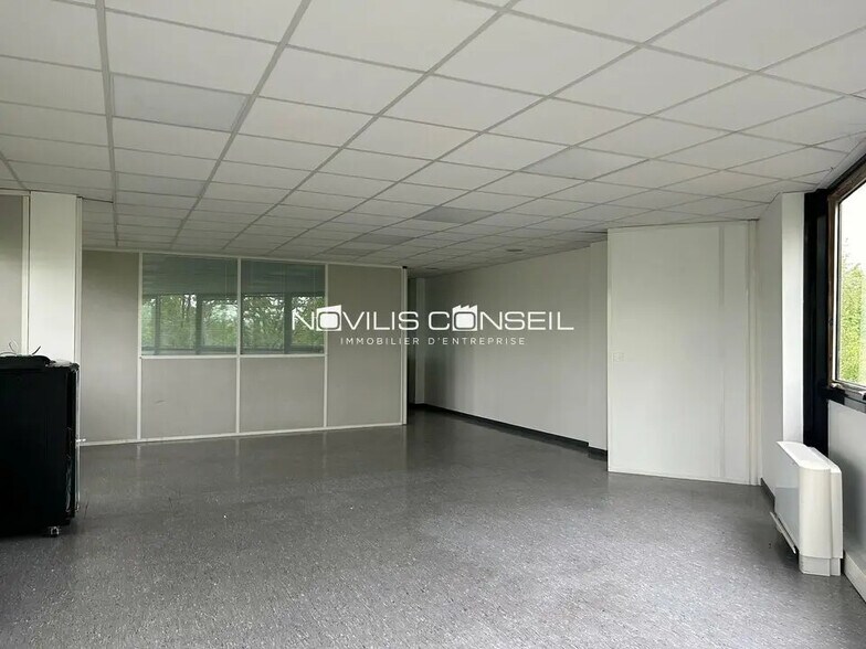 Office in Labège for lease - Interior Photo - Image 3 of 4