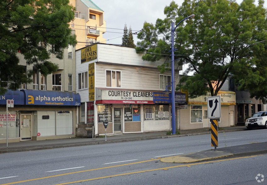 5552-5558 Joyce St, Vancouver, BC for sale - Building Photo - Image 2 of 6