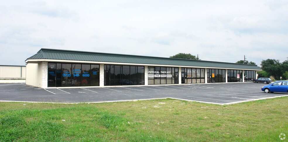 13740 W State Highway 29, Liberty Hill, TX for lease - Primary Photo - Image 2 of 10