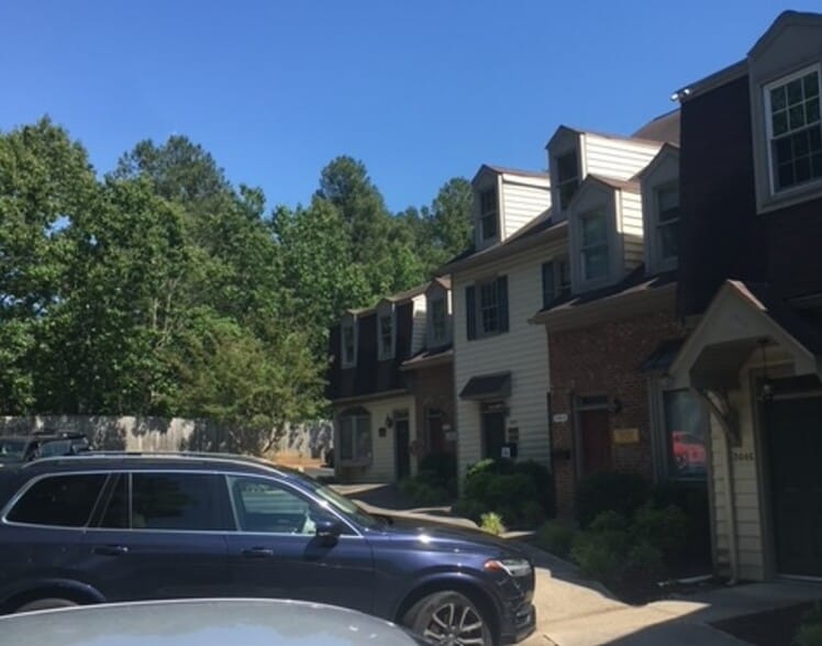 308 W Millbrook Rd, Raleigh, NC 27609