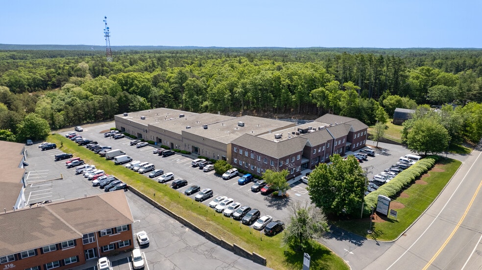 118 Long Pond Rd, Plymouth, MA for lease - Building Photo - Image 1 of 21