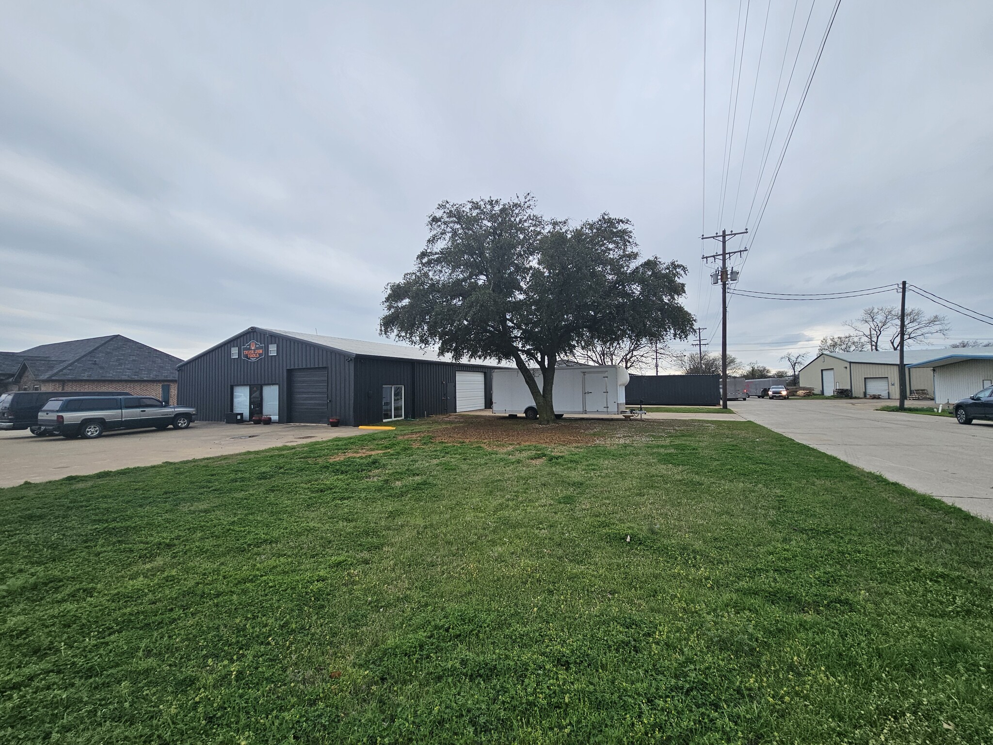 901 E Mcdonald Dr, Pilot Point, TX for sale Building Photo- Image 1 of 19