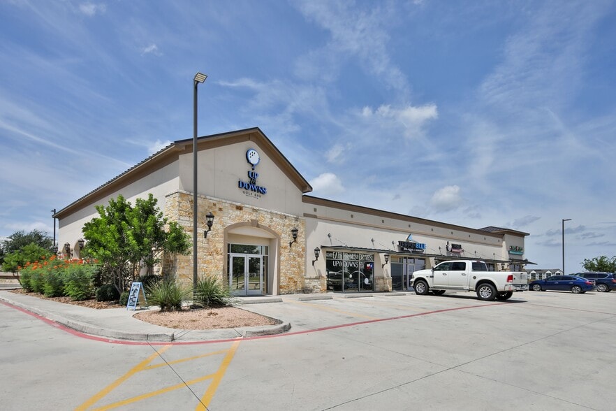 2163 Stephens Pl, New Braunfels, TX for lease - Building Photo - Image 1 of 8