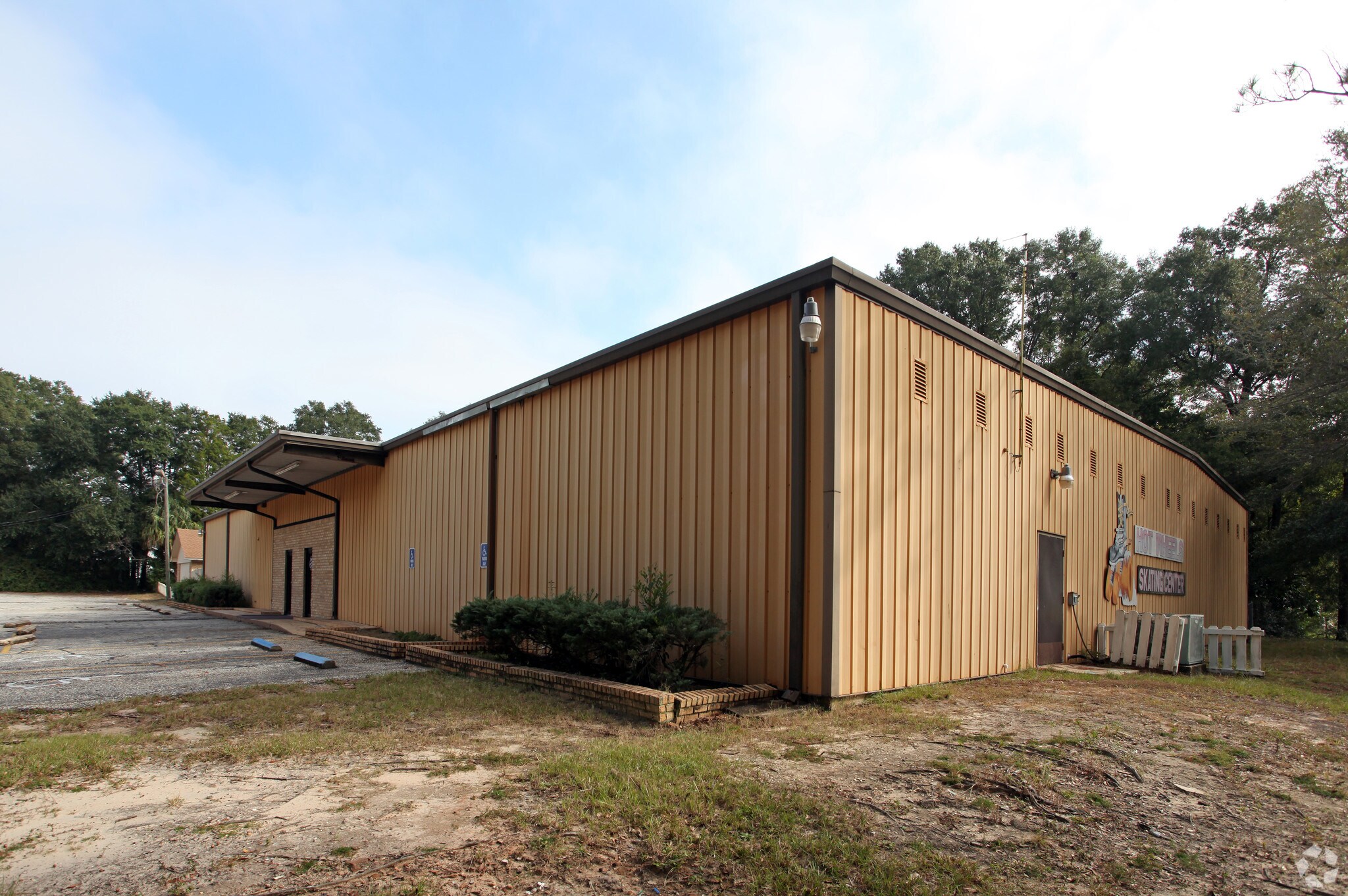 383 Coleman St, Crestview, FL for sale Primary Photo- Image 1 of 1