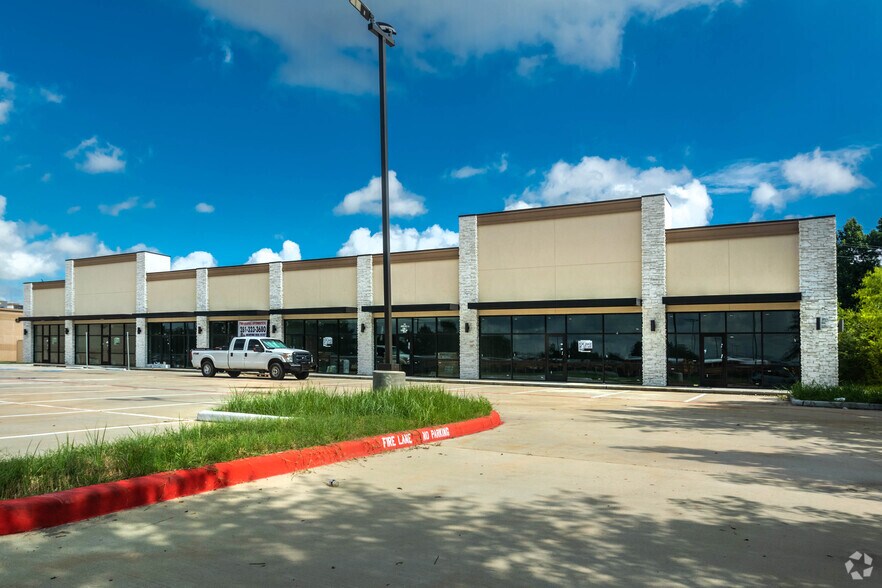 6314 Fallbrook Dr, Houston, TX 77086 Retail for Lease