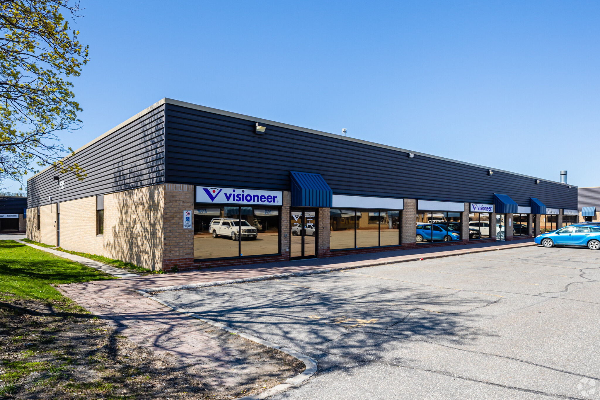 2615 Lancaster Rd, Ottawa, ON K1B 5N2 - Industrial for Lease | LoopNet