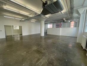 846-860 S Los Angeles St, Los Angeles, CA for lease Interior Photo- Image 1 of 4