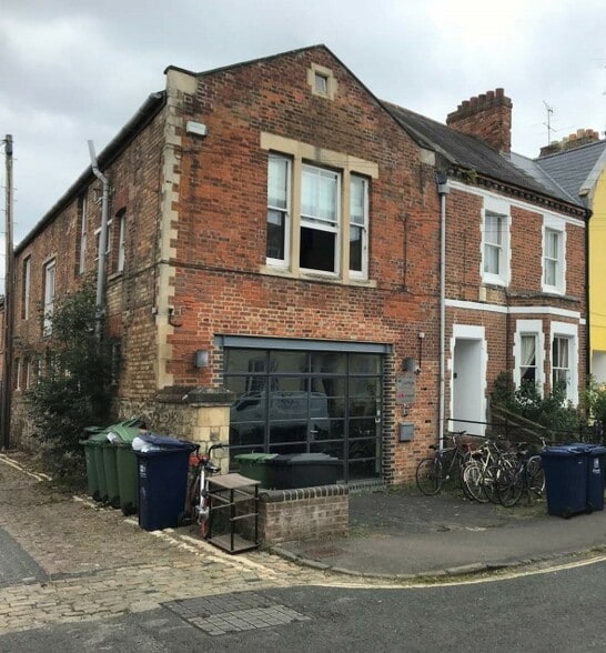 1A Walton Cres, Oxford for sale - Building Photo - Image 1 of 1