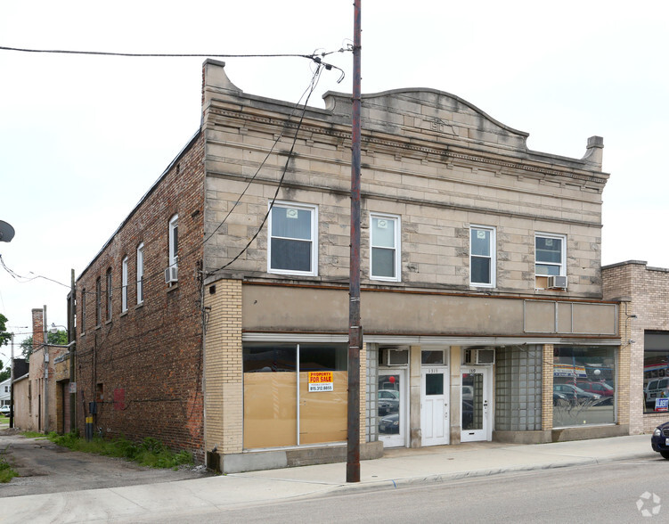 1319 Broadway, Rockford, IL for sale - Primary Photo - Image 1 of 1