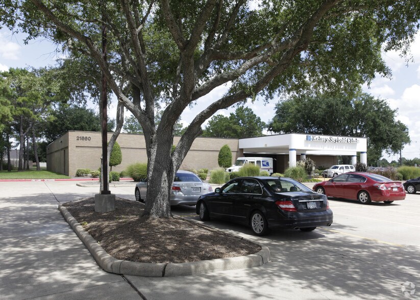 21660 Kingsland Blvd, Katy, TX for lease - Building Photo - Image 2 of 7