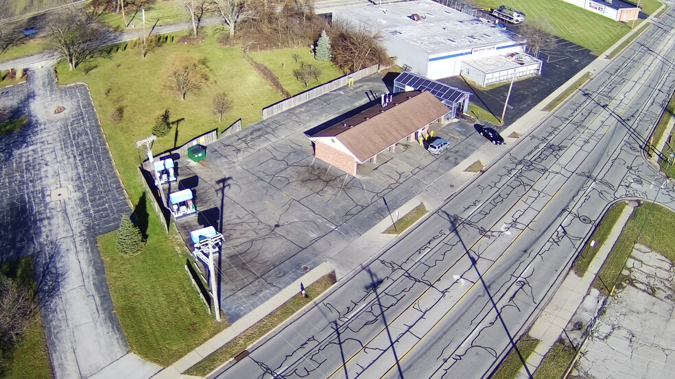 3802 Airport Hwy, Toledo, OH for sale - Building Photo - Image 2 of 6