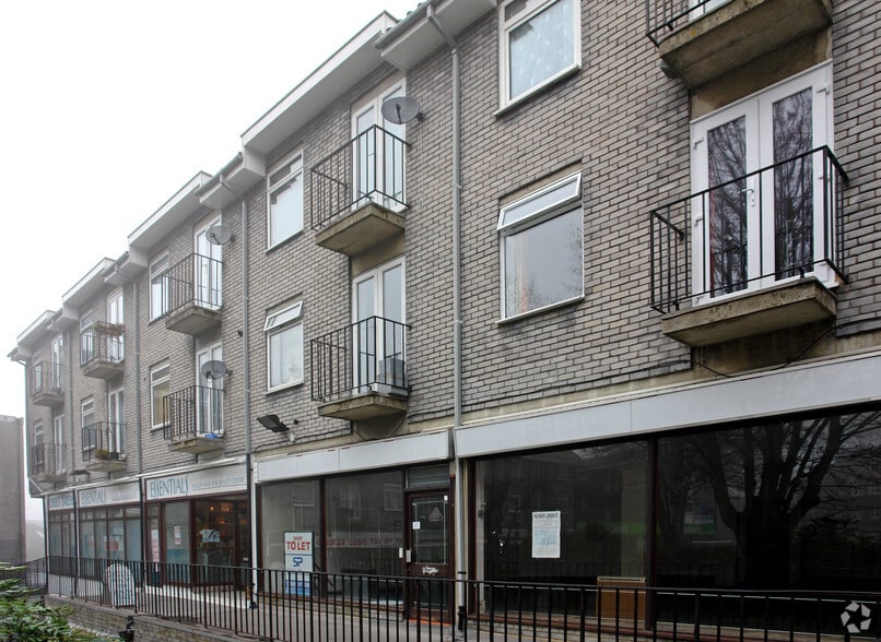 Town End, Caterham for sale - Building Photo - Image 1 of 1