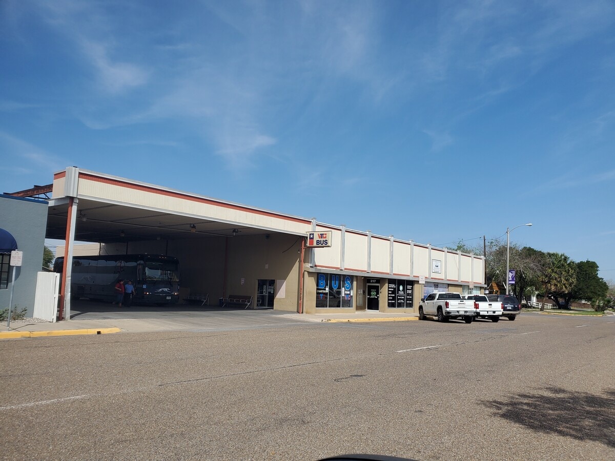 221 E Monroe Ave, Harlingen, TX 78550 Greyhound Bus Terminal