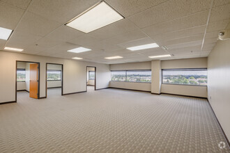 4-6 Parklane Blvd, Dearborn, MI for lease Interior Photo- Image 1 of 2