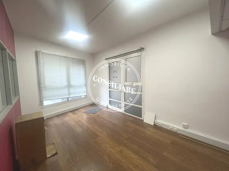 72 Rue Pierre-Paul Riquet, Toulouse for lease - Interior Photo - Image 3 of 5