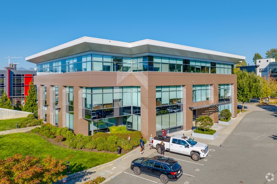 8047 199th St, Langley, BC for lease - Building Photo - Image 1 of 13
