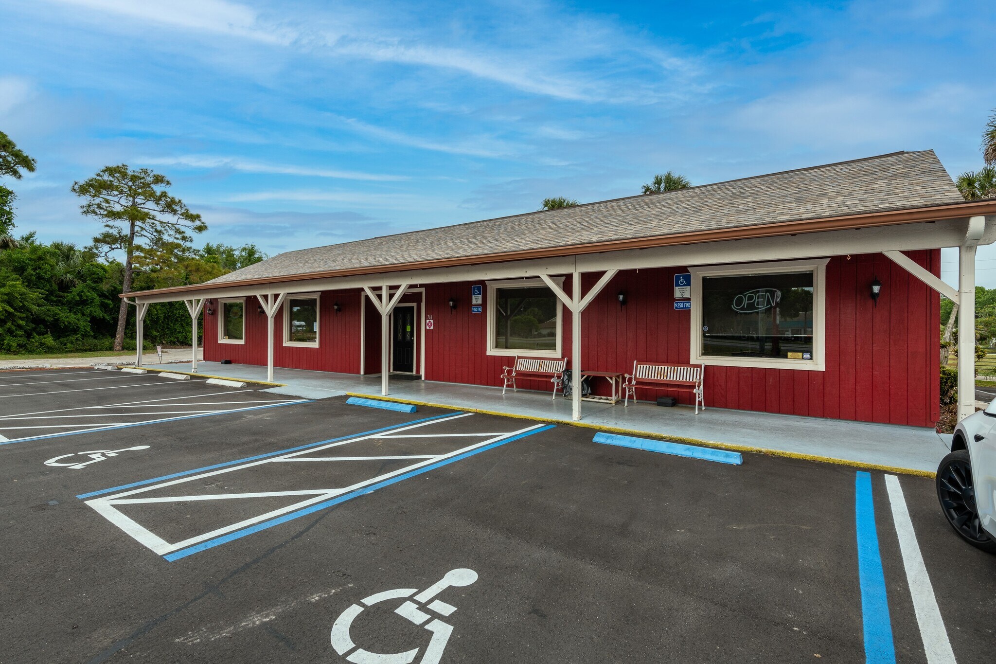 741 N US Highway 1, Oak Hill, FL for sale Building Photo- Image 1 of 1