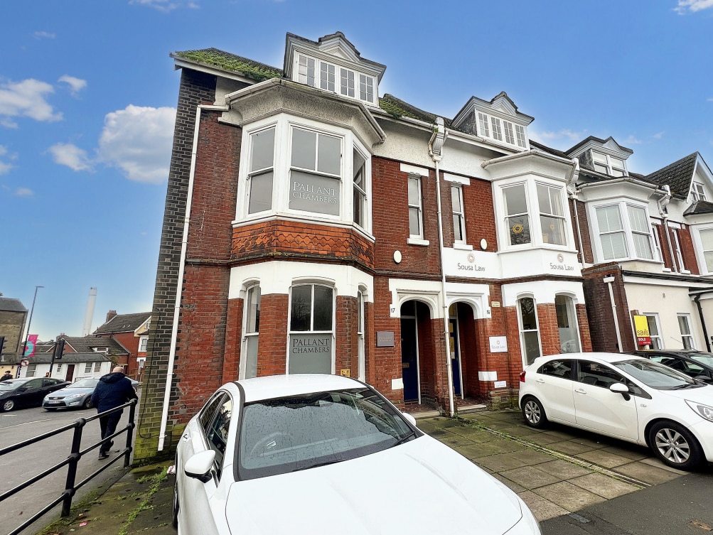 17 College Pl, Southampton for sale Building Photo- Image 1 of 1