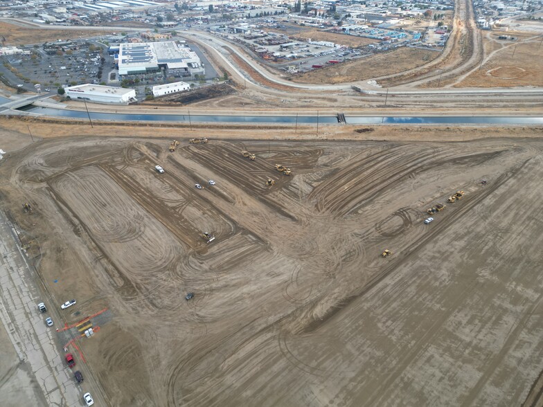 2152 Coffee Rd, Bakersfield, CA for lease - Construction Photo - Image 3 of 5