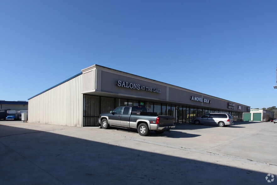 12621 Highway 105 W, Conroe, TX for sale - Primary Photo - Image 1 of 1