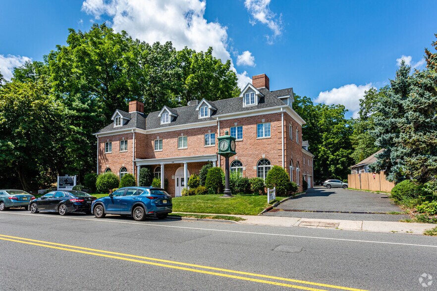 256 Broad St, Bloomfield, NJ for sale - Building Photo - Image 1 of 1