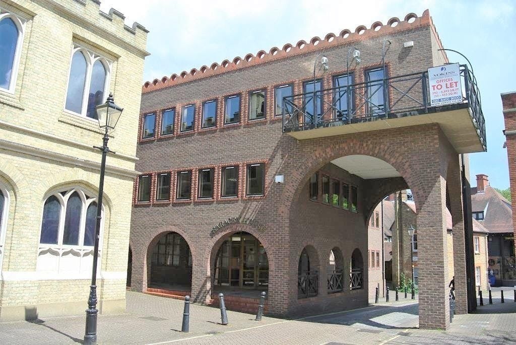 Swan St, Isleworth for lease Building Photo- Image 1 of 17