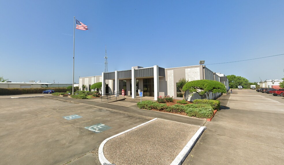 720 S Main St, Clute, TX for sale - Primary Photo - Image 1 of 1