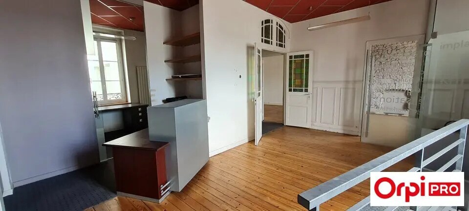 Office in Saint-Brieuc for lease - Interior Photo - Image 3 of 4