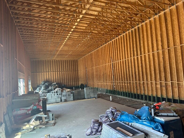 1390 Expressway Expy, Brownsville, TX for lease - Interior Photo - Image 3 of 4