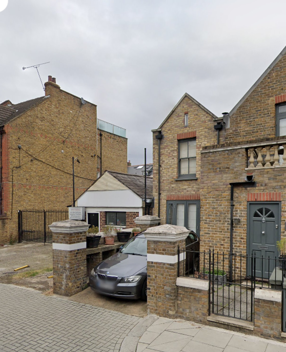 Altenburg Gardens, London for lease Primary Photo- Image 1 of 2