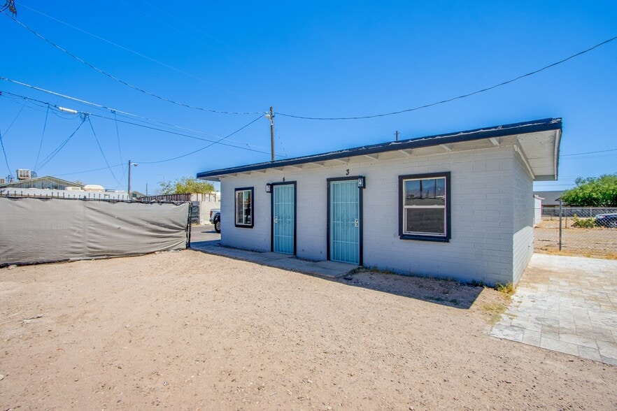 612 W Washington Ave, Las Vegas, NV for sale - Building Photo - Image 2 of 25