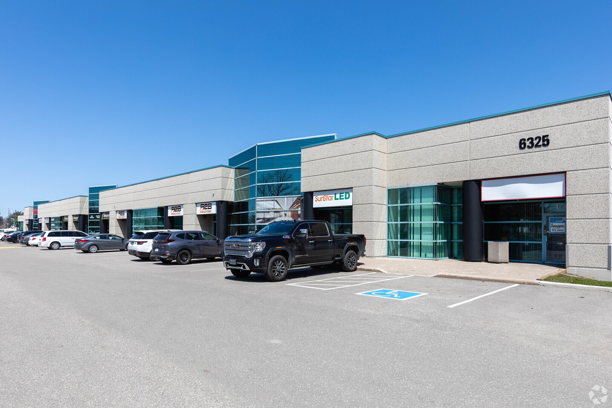 6325 Dixie Rd, Mississauga, ON for lease Primary Photo- Image 1 of 6