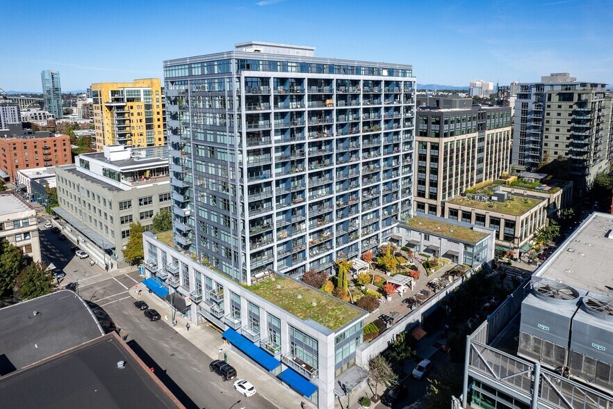 123 NW 12th Ave, Portland, OR for lease - Building Photo - Image 2 of 7