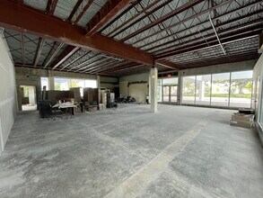 7130 College Pky, Fort Myers, FL for lease Interior Photo- Image 2 of 2