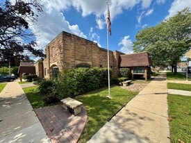 251 N Center St, Joliet IL - Commercial Kitchen