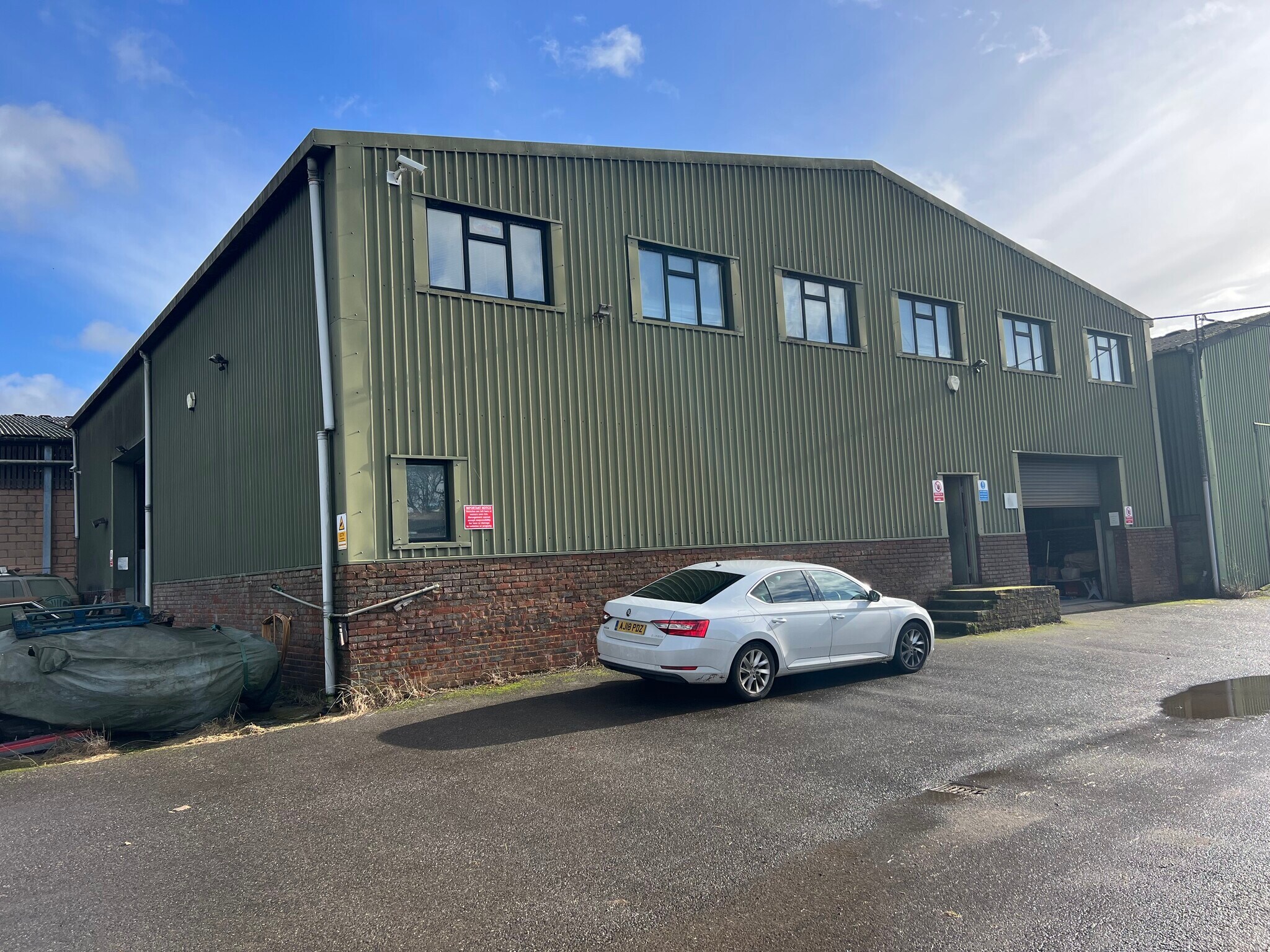 Baynards Park, Cranleigh for sale Building Photo- Image 1 of 1