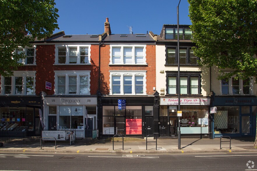 170 Wandsworth Bridge Rd, London, SW6 2UQ
