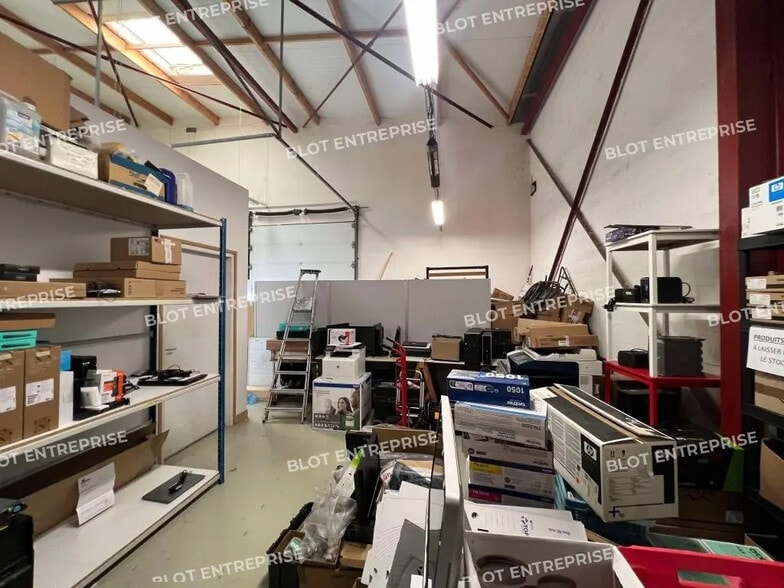 Flex in La Mézière for sale - Interior Photo - Image 1 of 4