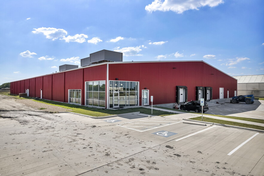 1205 Reed Dr, Lockhart, TX for lease - Building Photo - Image 2 of 25