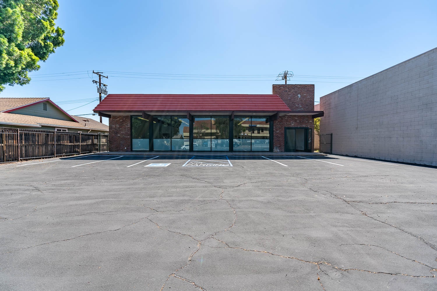 27016 Langside Ave, Santa Clarita, CA for sale Building Photo- Image 1 of 9
