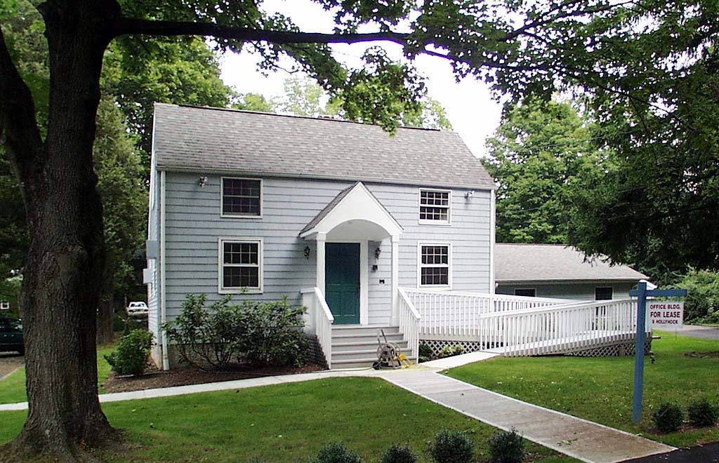 9 Hollyhock Rd, Wilton, CT for sale Primary Photo- Image 1 of 1