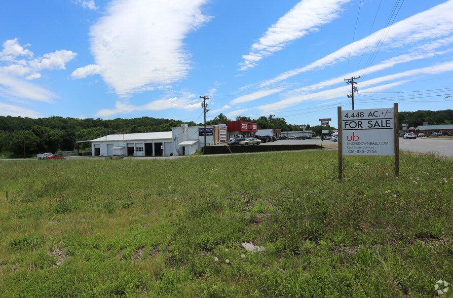 529 Winston Rd, Jonesville, NC for sale - Primary Photo - Image 1 of 1