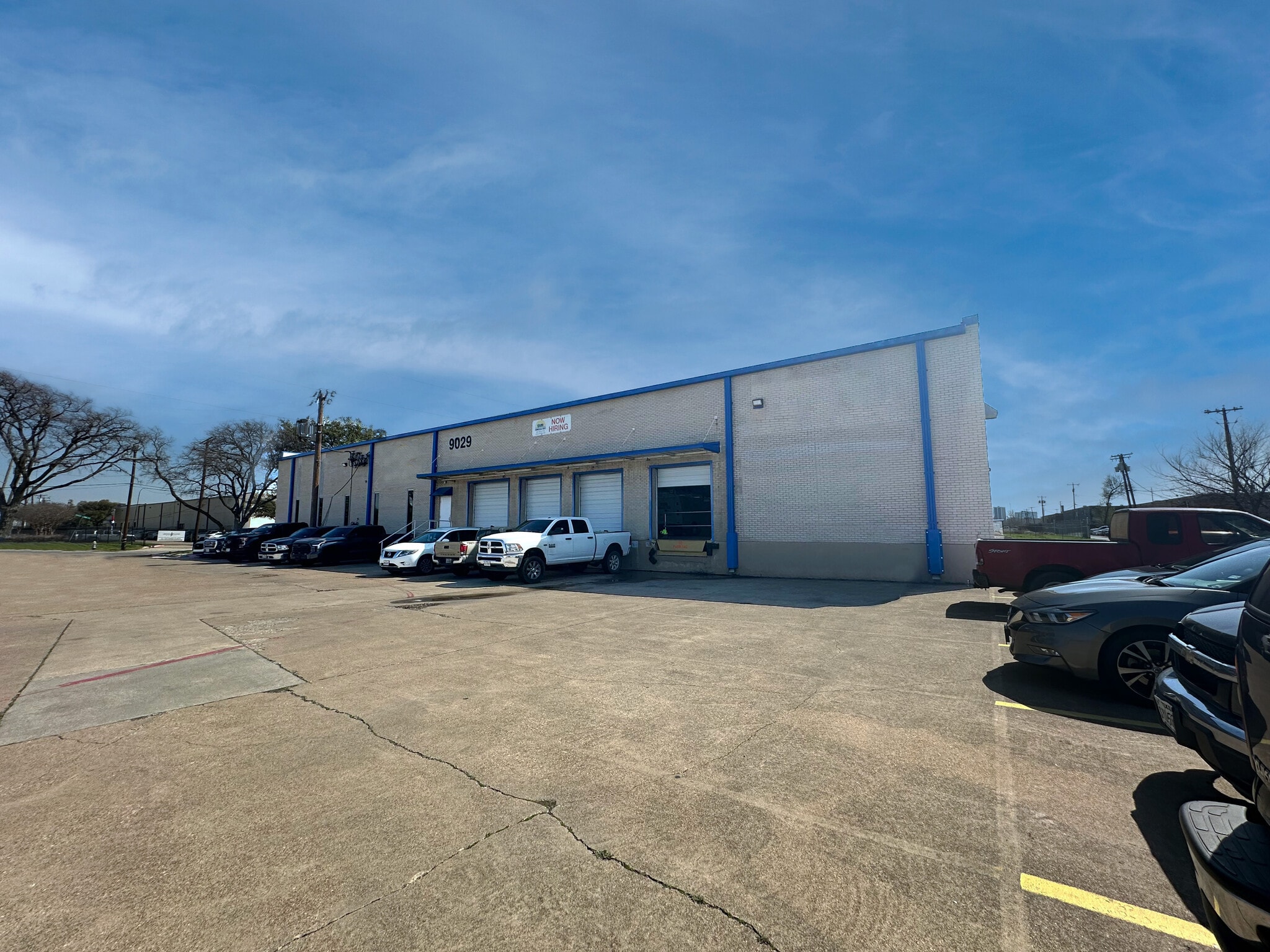 9029 Governors Row, Dallas, TX for lease Building Photo- Image 1 of 4