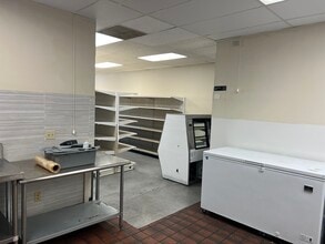 3655 N Oracle Rd, Tucson, AZ for lease Building Photo- Image 2 of 7