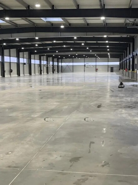 Rue Du Long Boël, Saint-Étienne-du-Rouvray for lease - Building Photo - Image 2 of 17