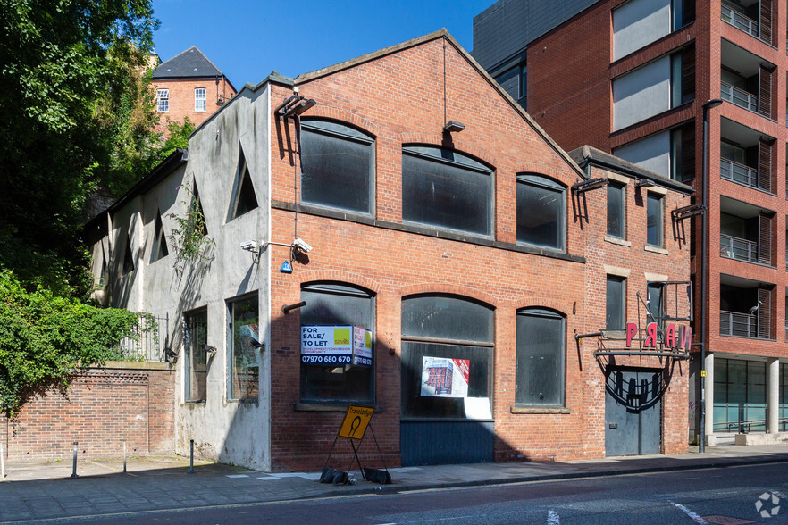 68-72 The Close, Newcastle Upon Tyne for lease - Building Photo - Image 1 of 5