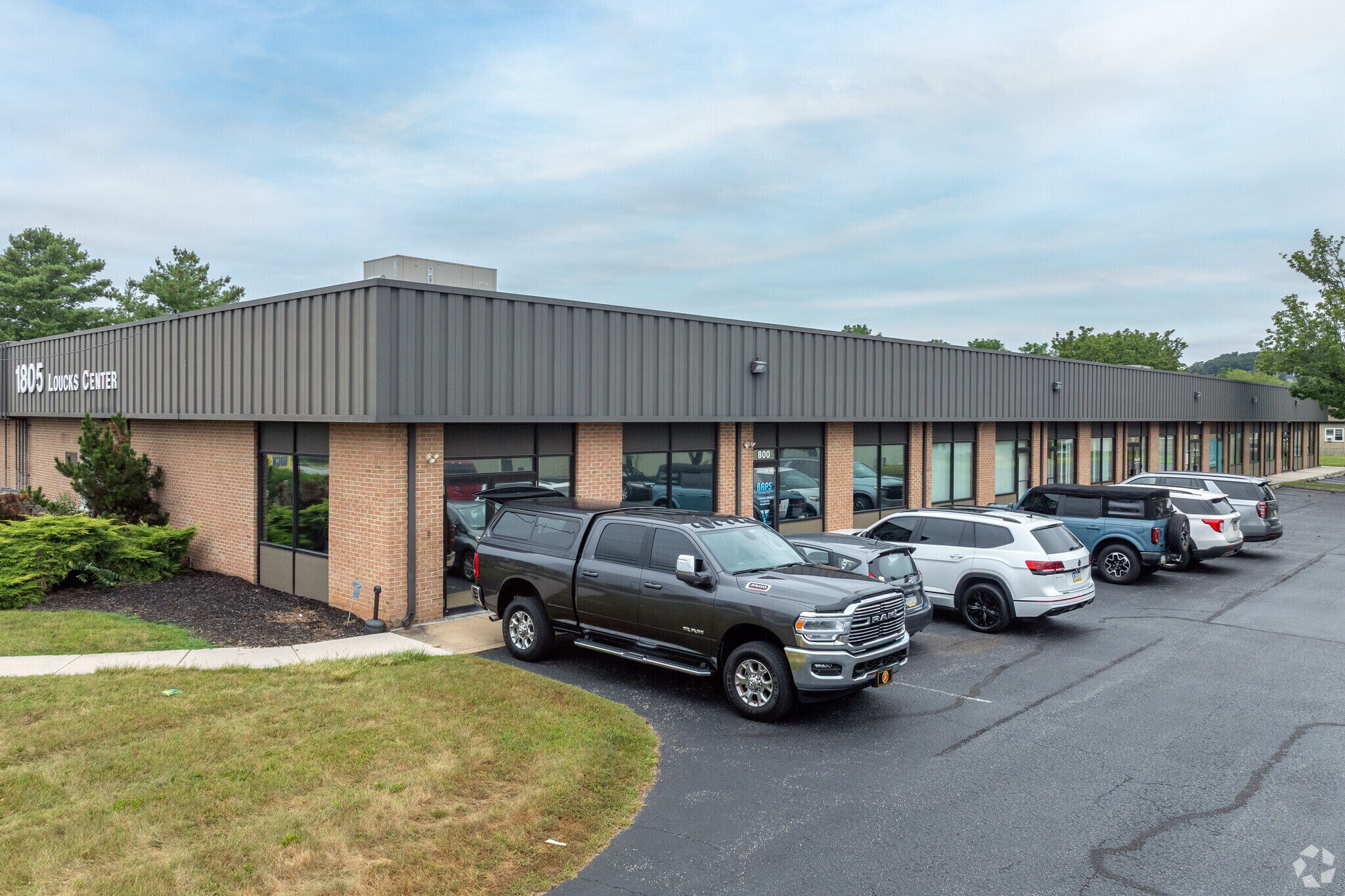 1805 Loucks Rd, York, PA for sale Primary Photo- Image 1 of 1