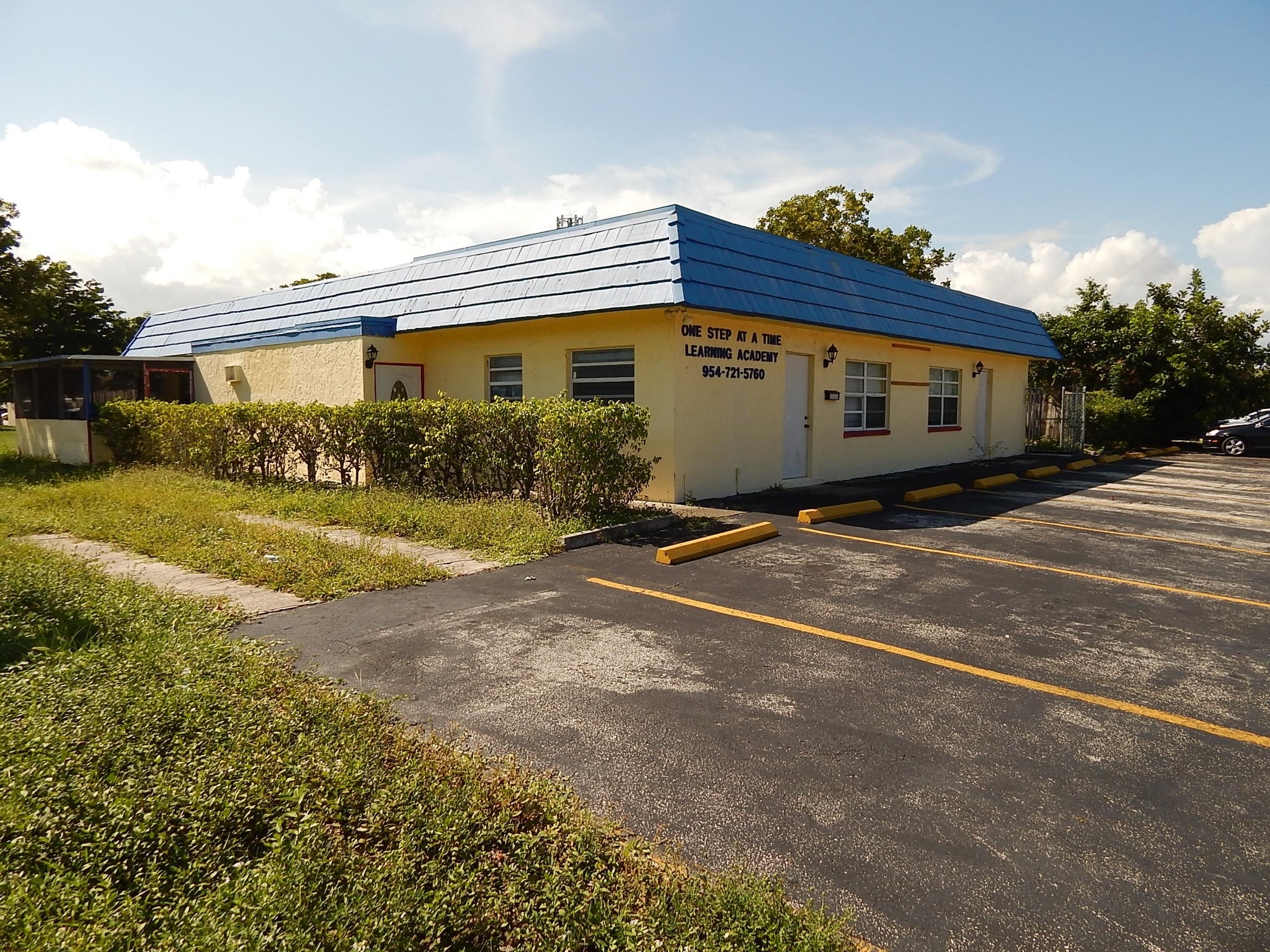 1051 SW 80th Ave, North Lauderdale, FL for sale Building Photo- Image 1 of 1