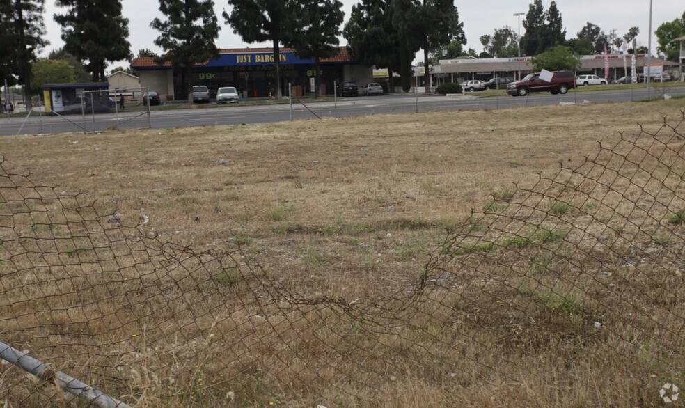 TBD E Base Line Rd, Rialto, CA for sale - Primary Photo - Image 1 of 1